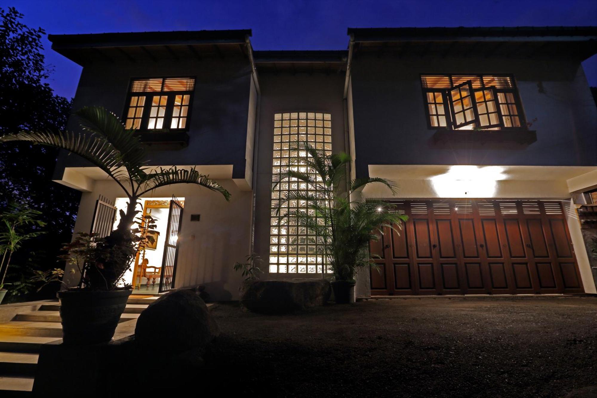 Banda Casa, Канди Экстерьер фото