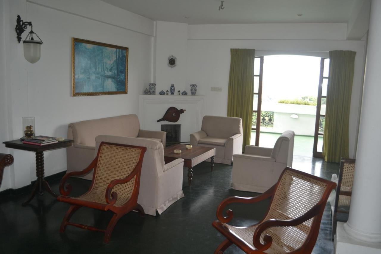 Banda Casa, Канди Экстерьер фото
