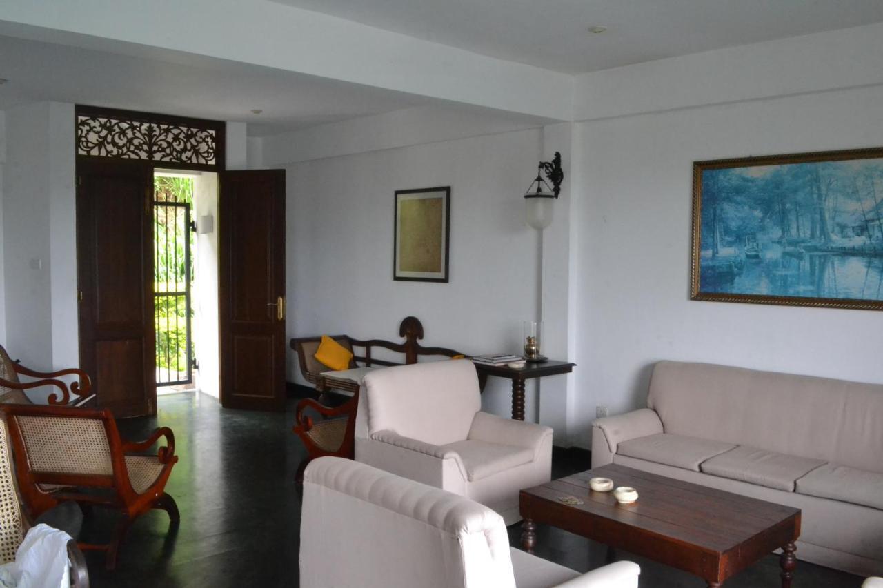 Banda Casa, Канди Экстерьер фото